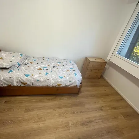 4 Pieces Avec Parking A 2 Min Du Centre Commercial Et Du Lac De Apartment *